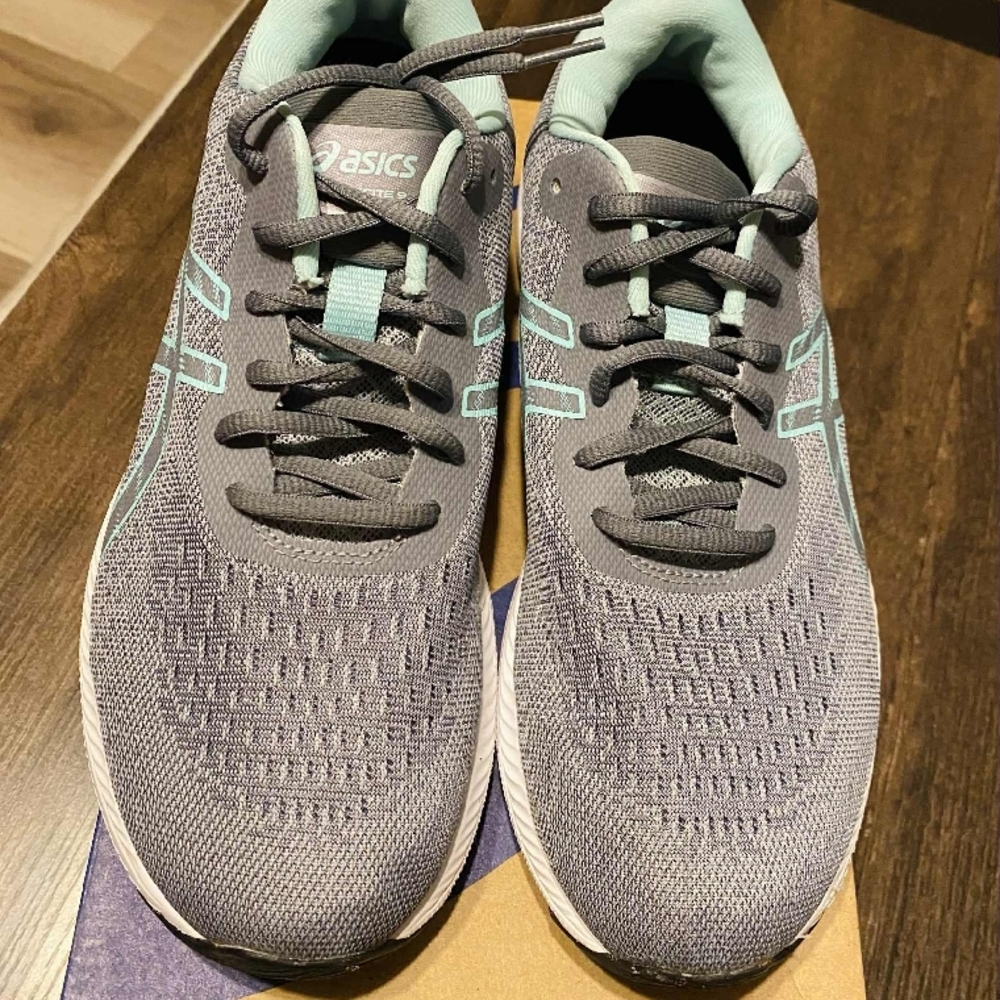 Asics Gray and Green Athletic Shoes with Cushioned Support